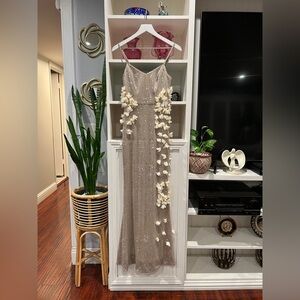 Dress the Population NWT $468 Giovanna Sequined Flower Gown